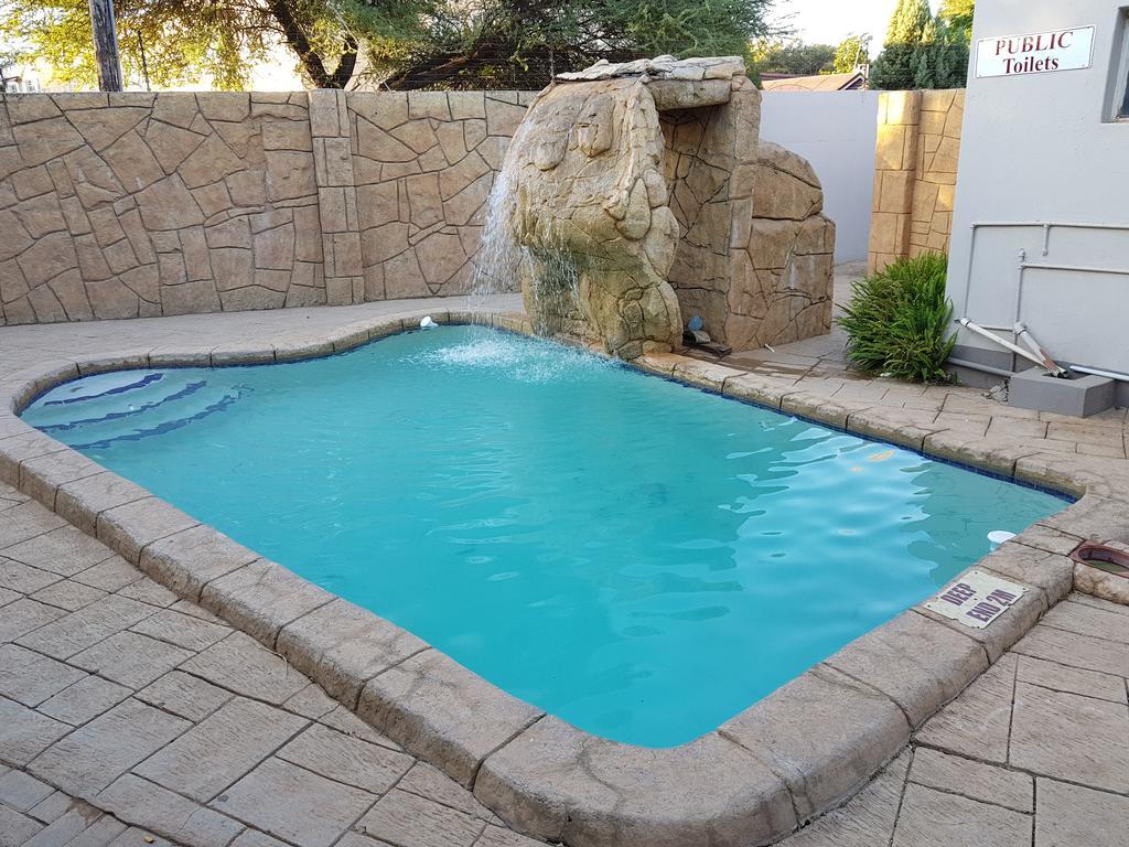 Batho Pele Lodge Gaborone Luaran gambar