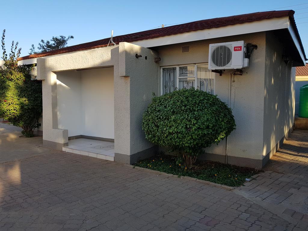 Batho Pele Lodge Gaborone Luaran gambar